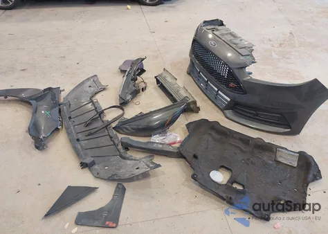 2018 Ford Focus St z USA, uszkodzony, nr VIN 1FADP3L99JL260072